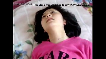 น่ารักใสใสดัดฟันเล็กน้อย xxxvideos คลิปโป๊ลูกครึ่งจีนหมวยขาวน่าเอา ถูกแฟนหนุ่มเย็ดหีรุนแรงสะใจ