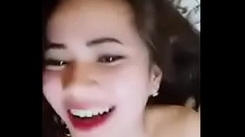 หลุดจาก Bigo live ไอ้หนุ่มช่างหนวดเฟิ้มเย็ดเมียออกกล้อง คนดูเป็นพันเข้ามาฟังเสียงร้องเสียวหีลั่นๆ