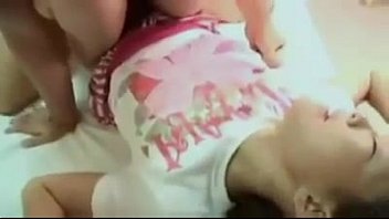 หน้าใสไร้ขนใครจะไม่ชอบล่ะครับ! จับนอนกระแทกร่องหียิกๆเย็ดเสียวจริงเลยครับ คลิปโป๊ไทย