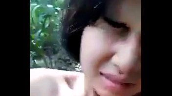 เย็ดกันบนมอไซค์จากเด็กแว้น พึ่งขึ้นมอต้นก็เสียซิงหีมีคลิปหลุดออกมาซะแล้วเด็กไทย THXXX