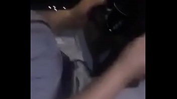 แอบถ่ายxxx พ่อไฮโซจับสาวล่อบนรถน้ำเงี่ยนติดเบาะ ไม่เงี่ยนจริงไม่ทำได้ลูบหีเบาๆก็เสียวแล้ว