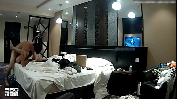 หลุดโป๊หีพริ๊ตตี้จีน คลิปxสาวจีนหุ่นนางแบบมาขายตัว ถูกโรคจิตซื้อบริการเย็ดหี ควยโมมามีมุกฝังเย็ดขูดร่องหี ร้องครางเสียวเกือบชั่วโมง