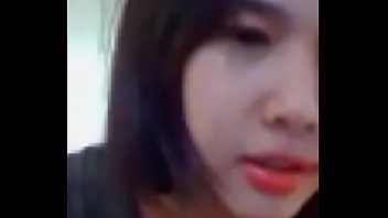 Camfrog XXX คลิปโป๊แคมฟรอก jamly19 สาวไทยนมใหญ่เอาใจดีเจ เปิดนมโชว์จุกสวยๆ เห็นแล้วเงี่ยนดีน่าเย็ด ขาวน่าเสียบจริงๆนะ