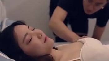 แอบข่มขืนxxx หนังโป๊จีน ไอ้ตี๋แอบมาเย็ดน้องเมีย เข้ามาลักหลับเอานิ้วแหย่หี ตกเบ็ดให้ฝันเปียก สะดุ้งมาหีแฉะพร้อมโดนจับเย็ด