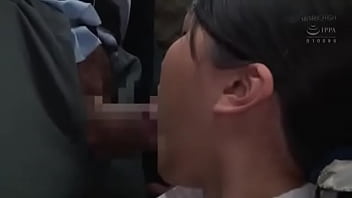 หนังโป๊แนวข่มขืน JAVGURU ขืนใจในขบวนรถไฟ สาวญี่ปุ่นน่าเย็ดโดนข่มขืนใจ โดนจับเย็ดหีรุมลงแขก กระแทกหีเย็ดมันส์ๆ น้ำหีแหกผสมน้ำควยไปเลย