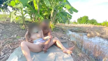 คลิปหลุด Ployka699 น้องพลอย ปล่อยคลิปลับหลังถ่ายภาพนู้ด ให้คุณลุงแก่เอาควยปลอมยัดหี แหกขาให้เย็ดดิลโด้นอนครางเสียวได้ใจ
