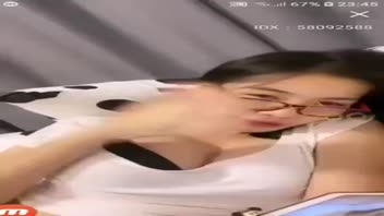 คลิปหลุดลับ sala poo สาวแว่นไลฟ์สด โชว์เสียวกันผ่านเน็ต นมสวยหุ่นดีน่าเย็ด18+ ครางเสียวเสียงกระเส่า