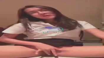 คลิปxxx หลุดนักศึกษาไทยน่าเย็ด แหย่หีเอานิ้วยัดช่วยตัวเองแบบมันส์ๆ thai pornhub ตกเบ็ดจนน้ำเดินอาการร่านรูหีมาเต็ม ครางเสียวโดนใจชาวเน็ต