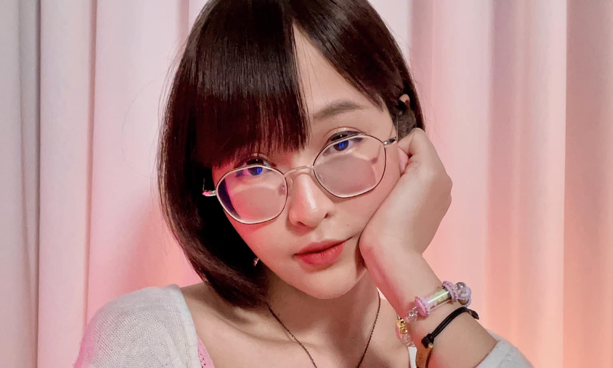 คลิปหลุดเดียร์ลอง Deerlong Onlyfans สาวสวยนักร้องดิสนีย์ กวาง เดอะว๊อยซ์ โชว์ลีลาอมควยเด็ดๆ ใส่หูกระต่ายโชว์ออรัลเซ็กส์ ยั่วเย็ดท่านผู้ชมทางบ้านสุดๆ เห็นแล้วมันเงี่ยนเกินต้าน จับนางแหกหีร่านๆเย็ดไม่ยั้งแรง
