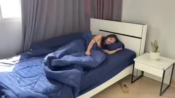 juju_swing คลิปหลุดไทย สวิงกิ้งน้องจูจู เหงาหีนักเลยเรียกหนุ่มมาลงแขก ตื่นมาตอนเช้าต้องอมควยเต็มปาก ดูดควยตอนโดนเขี่ยหีนี่เสียวแทบบ้า xxxporn เงี่ยนหีครางกระเส่า พี่ชายเดี่ยวอดใจไม่ไหวเย็ดมิดด้าม ซอยหีแล้วนางครางอู้อี้ โดนควยยัดเต็มปากร้องดังไม่ได้