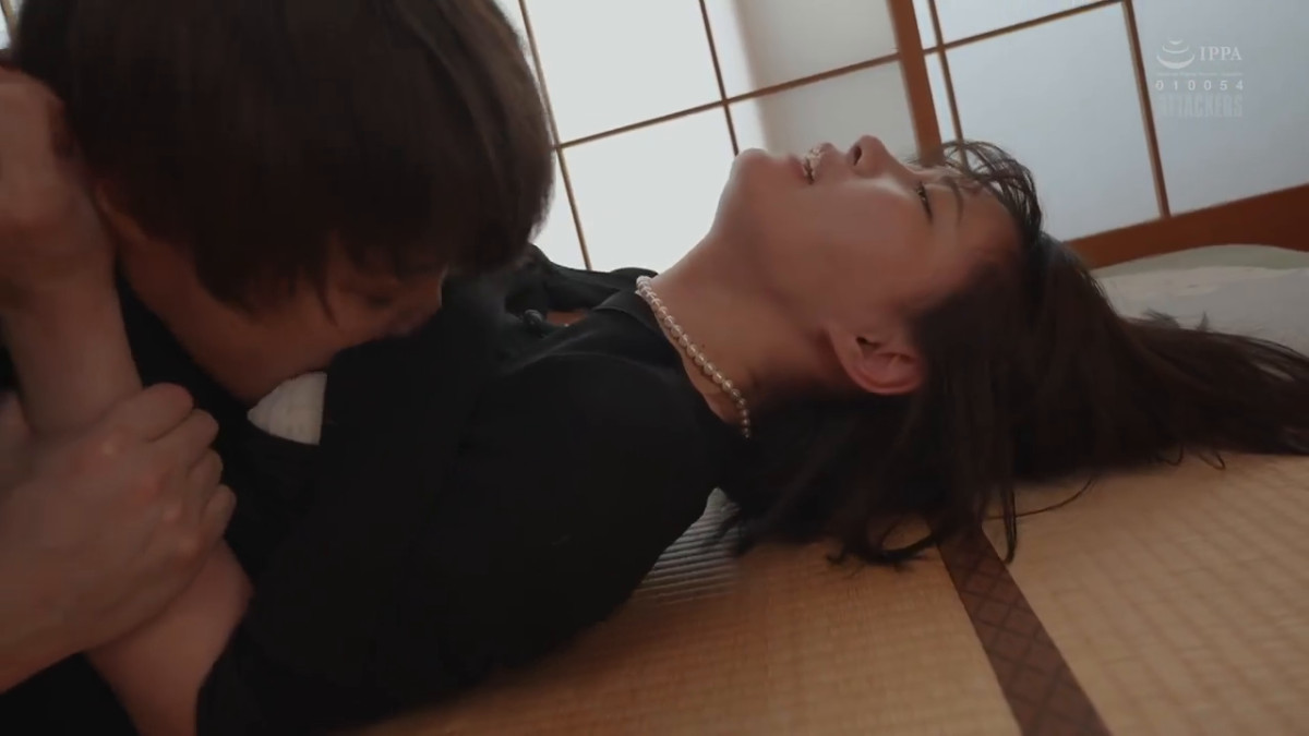 หนังโป๊ะ AV ซัปไทย แม่พึ่งเสียไปลูกไปปลอบใจพ่อแต่โดขืนใจ SAME-189 โดนพ่อลิ้นลงขั้นเทพ ขึ้นขย่มเย็ดหลั่งใน
